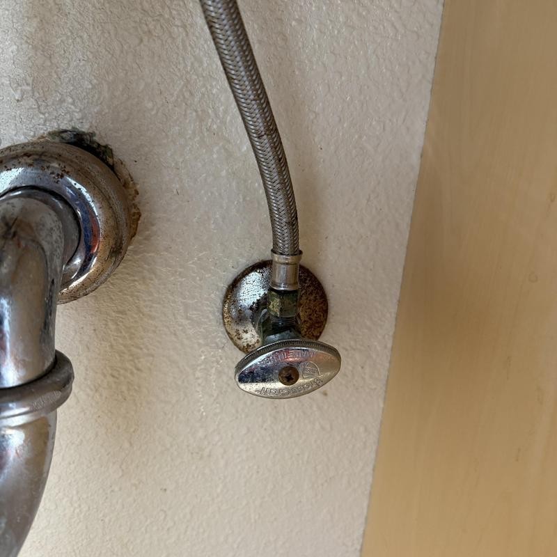 Toilet Leak Repair in Old Town South San Francisco photo 3