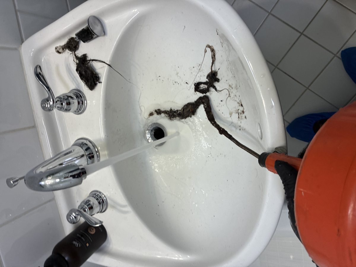 Clogged Tub & Basin Drain Cleaning in Clogged Tub And Basin Drain Cleaning Marina District, San Francisco by Heise's Plumbing