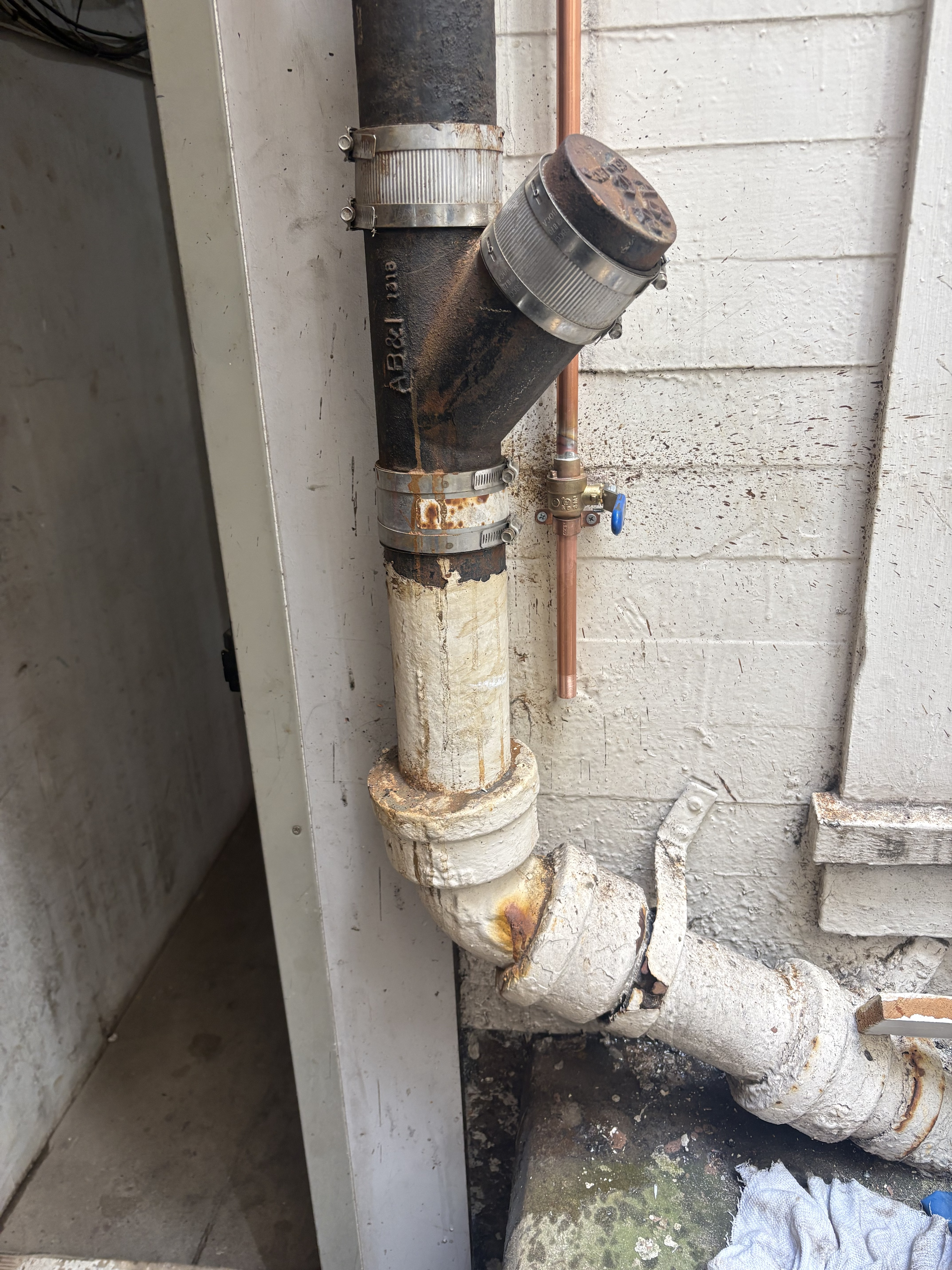 Drain cleaning in San Francisco by Heises Plumbing