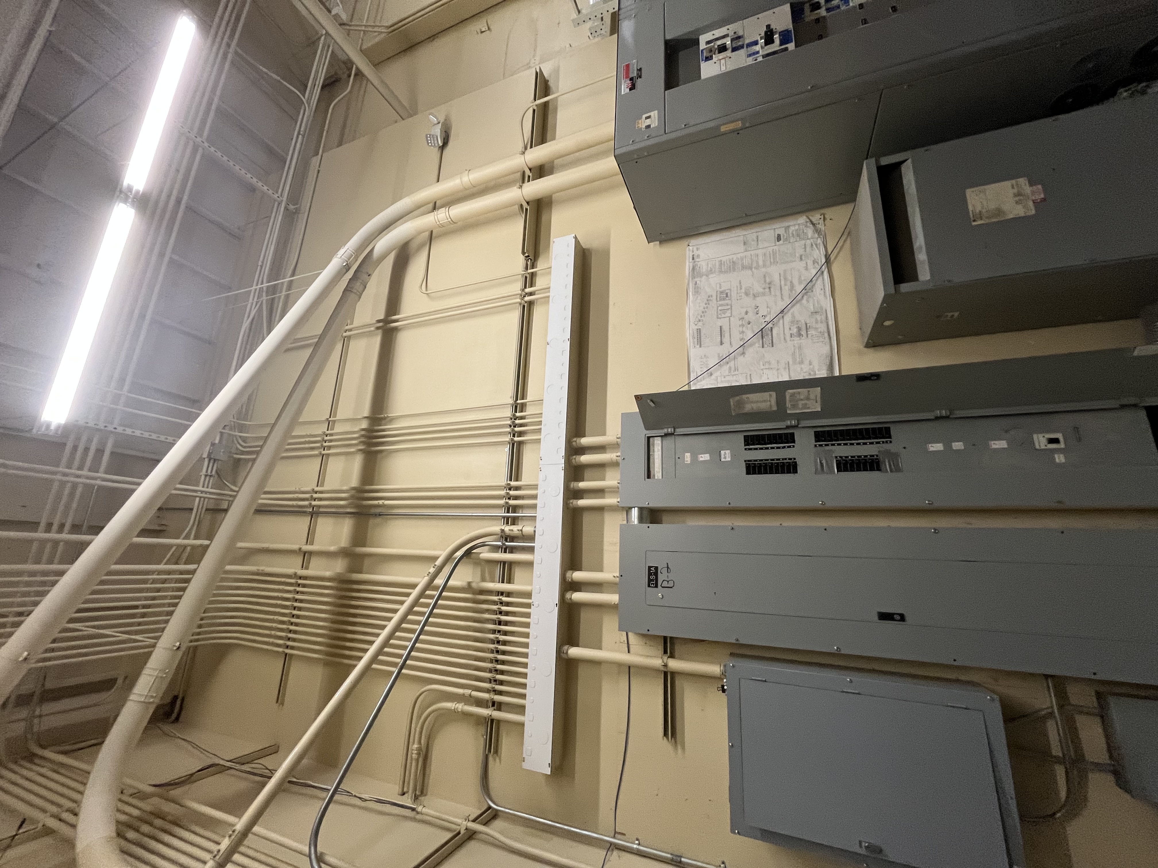 Electrical service in Emeryville by Heises Plumbing