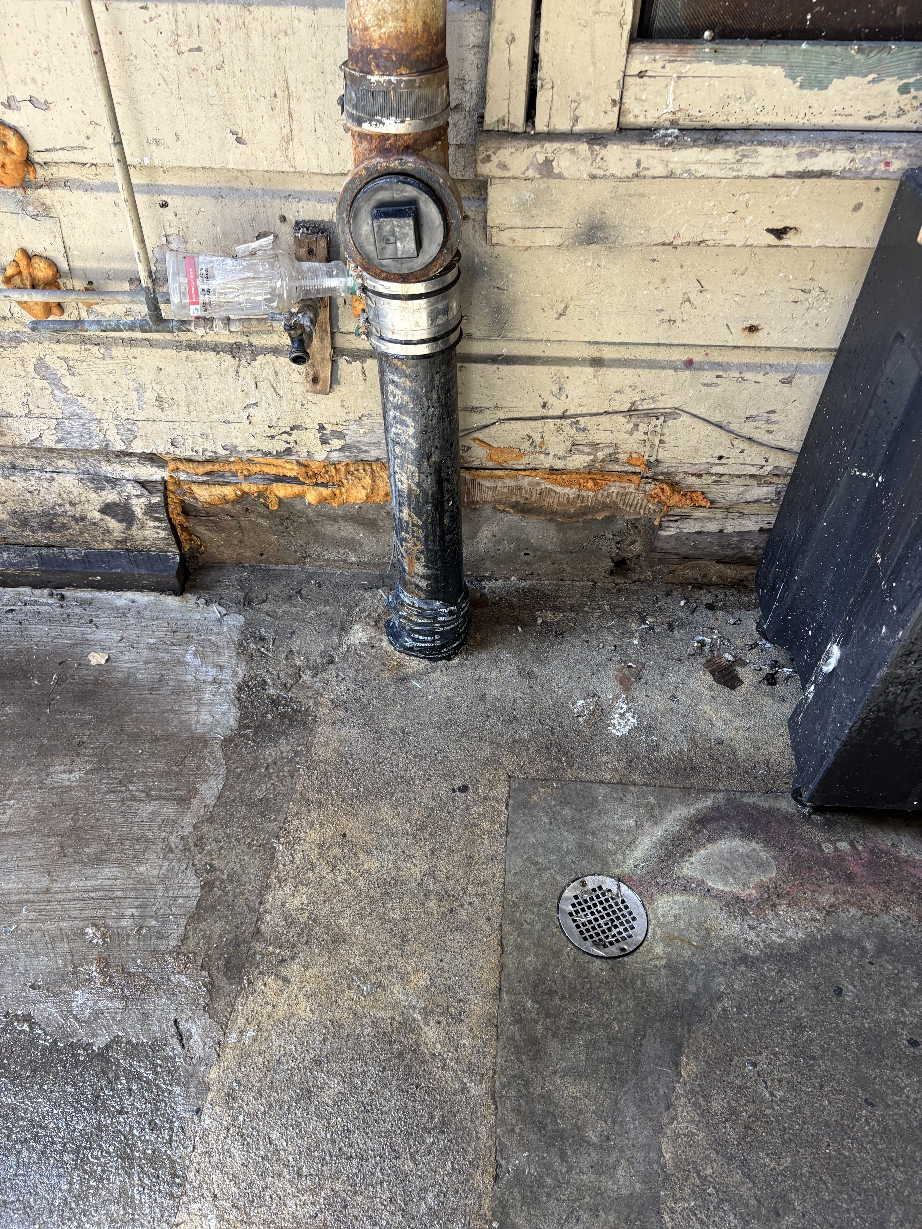 Testing plumbing connections for safe and reliable operation