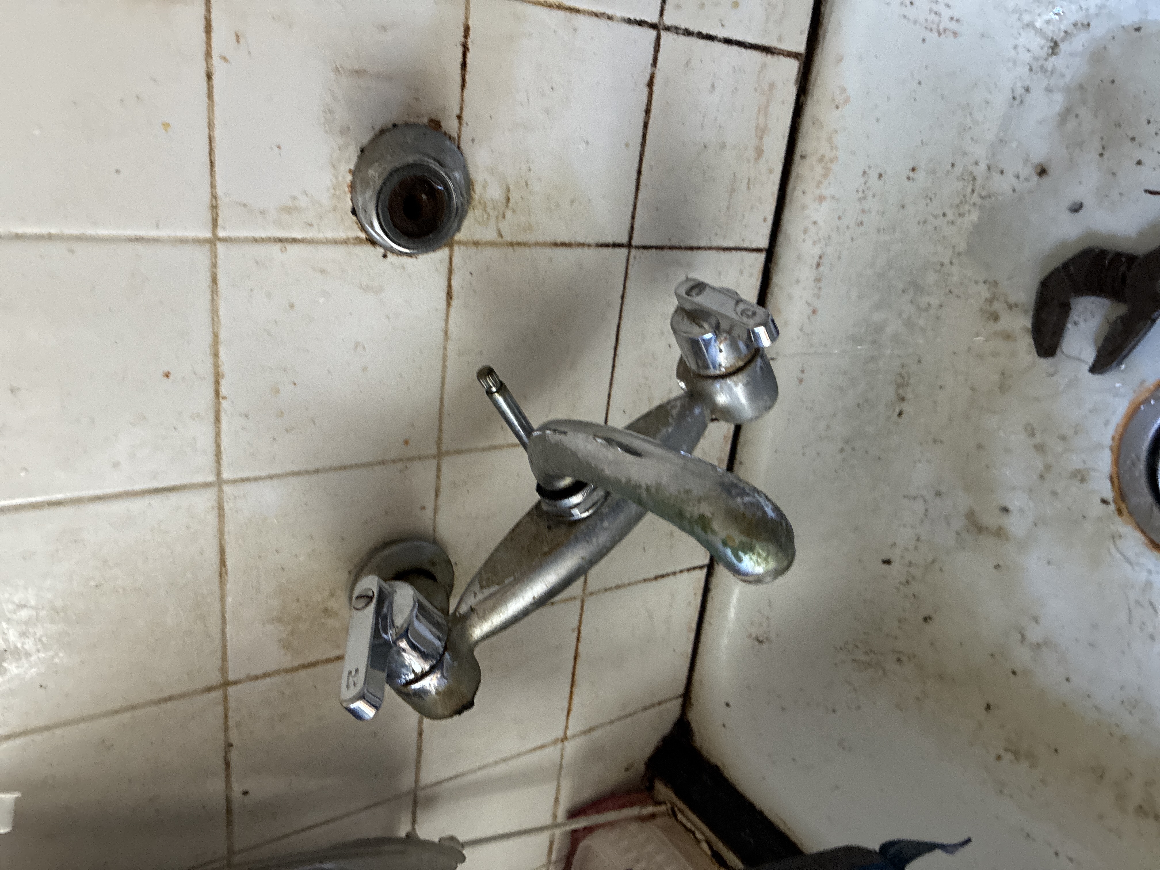 Leak repair in San Francisco by Heises Plumbing