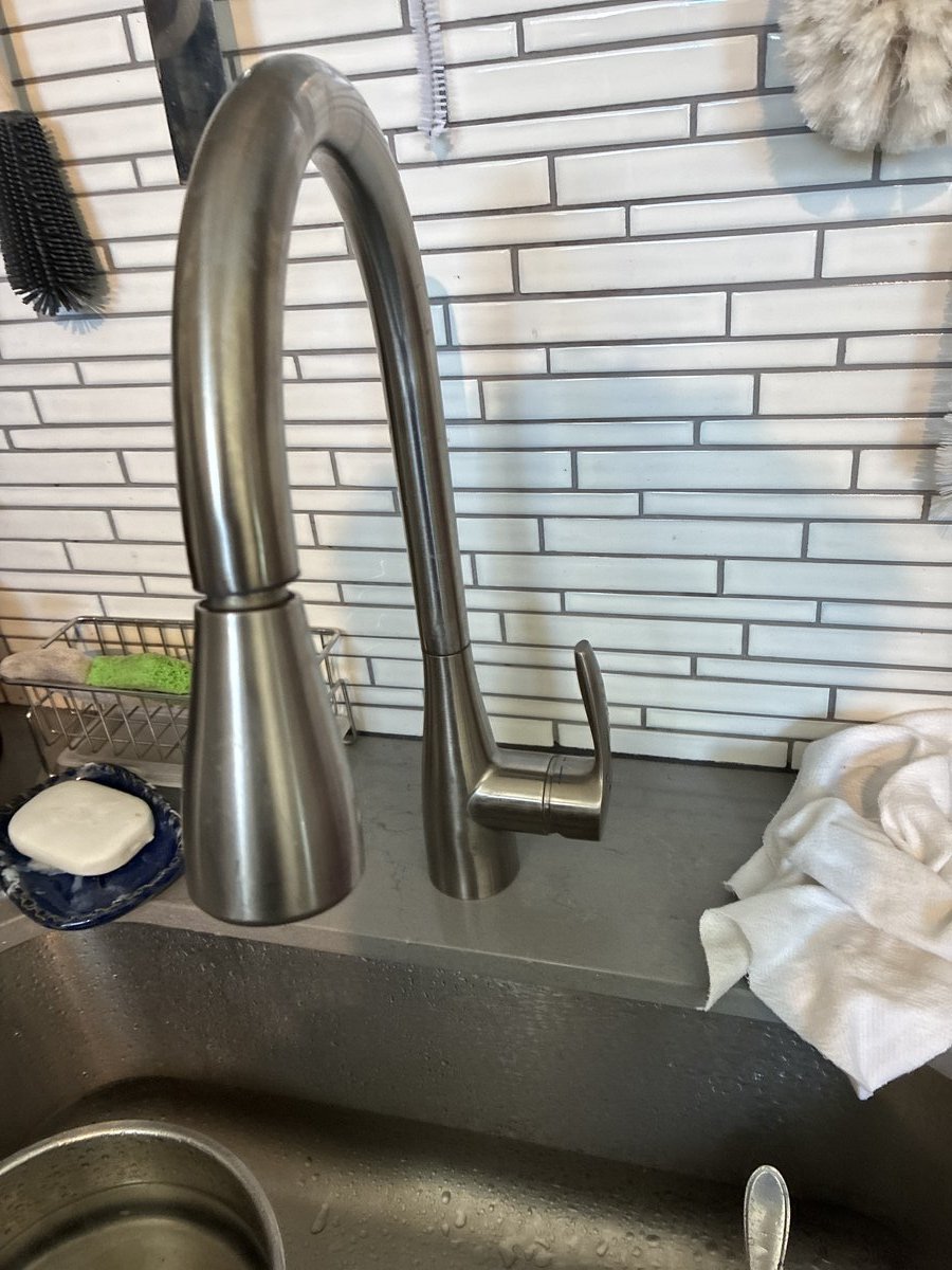 Leaking Kitchen Faucet & Shower Head Repair in San Francisco, CA