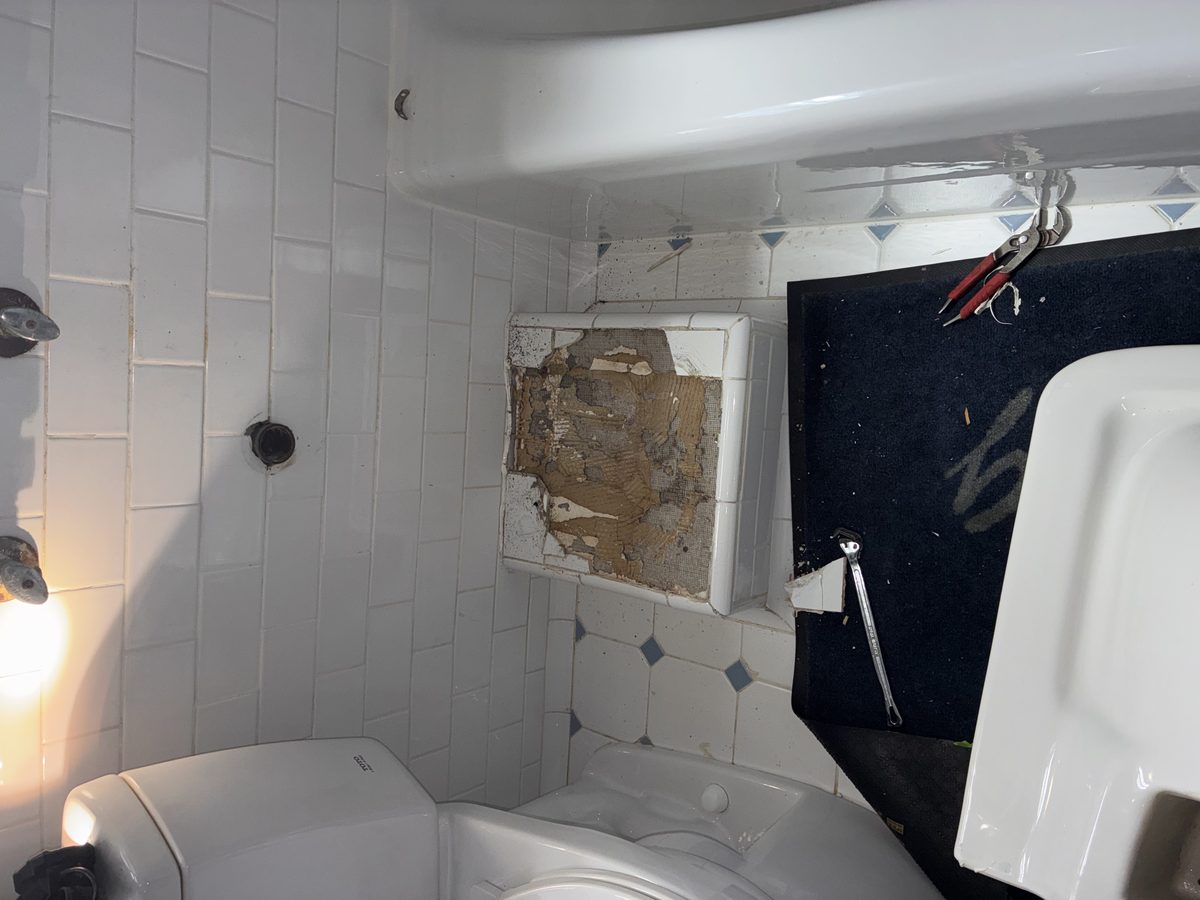 Pedestal Sink Leak Repair in Pedestal Sink Leak Repair Mission District, San Francisco by Heise's Plumbing