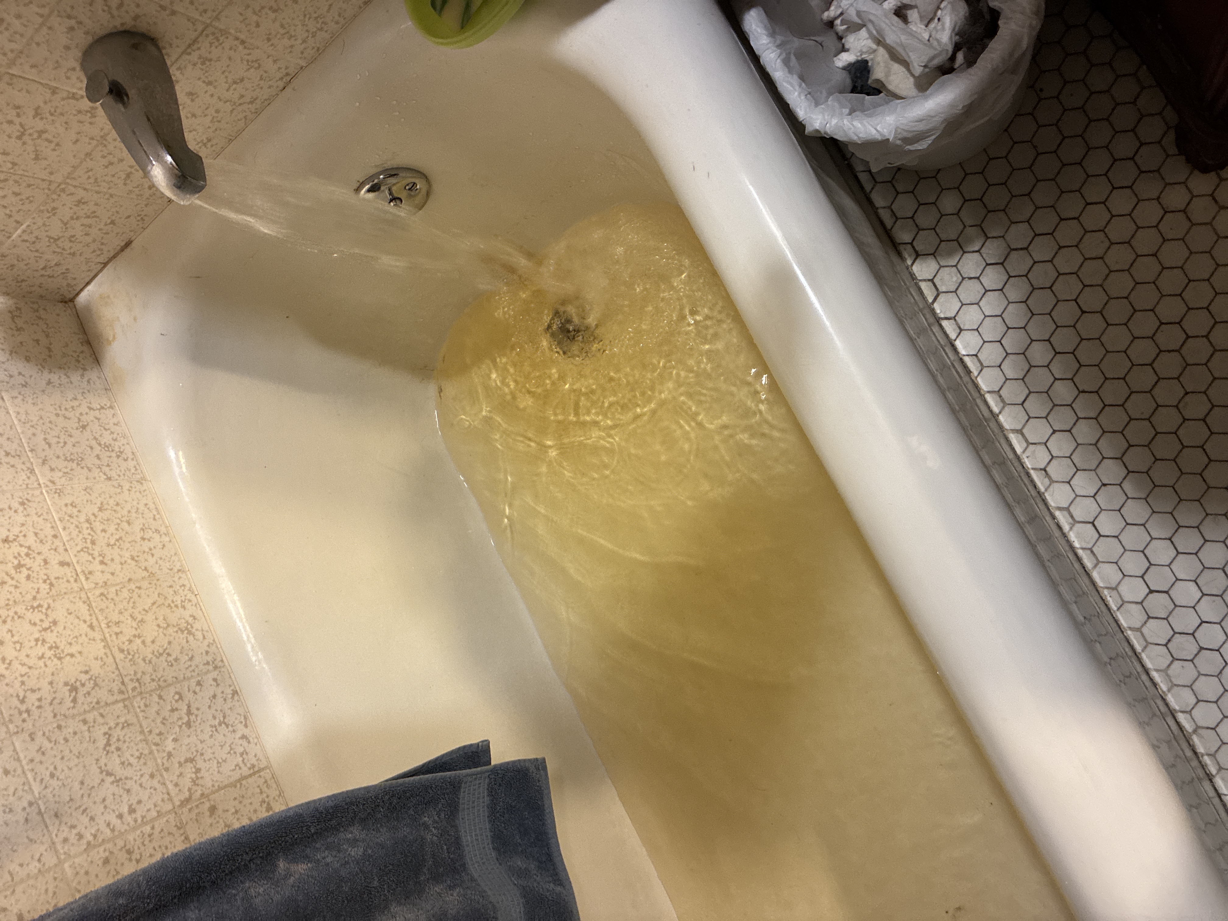 Water heater flush in Sunset District, San Francisco by Heise's Plumbing